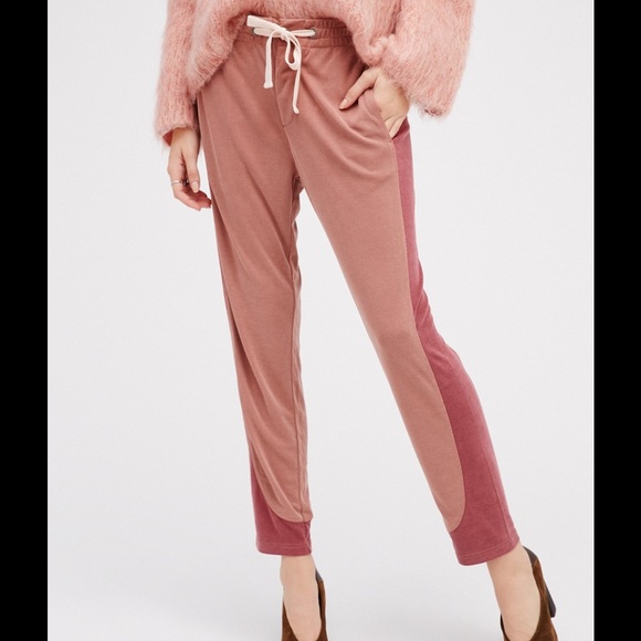 🎉HP🎉FreePeople Lena Slim Sport Pant - Picture 2 of 4