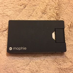 Mophie 40 pin charger