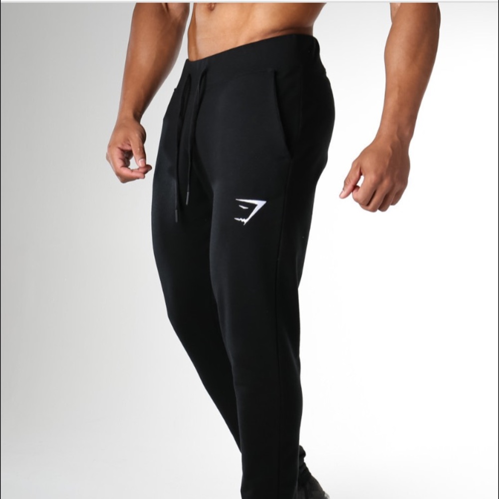 Gymshark Men's Ark bottoms in size L. NWT
