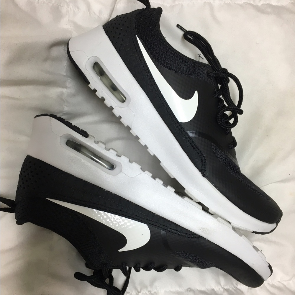 Nike Air Max Thea Black