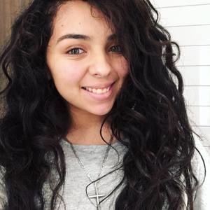 Meet your Posher, Yazmin