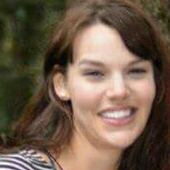 Meet your Posher, Tina - Picture 1 of 1