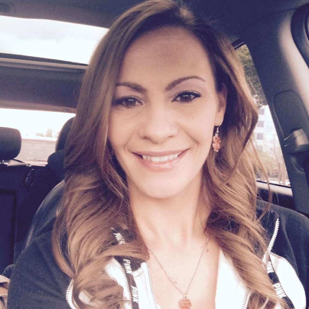 Meet your Posher, Angela