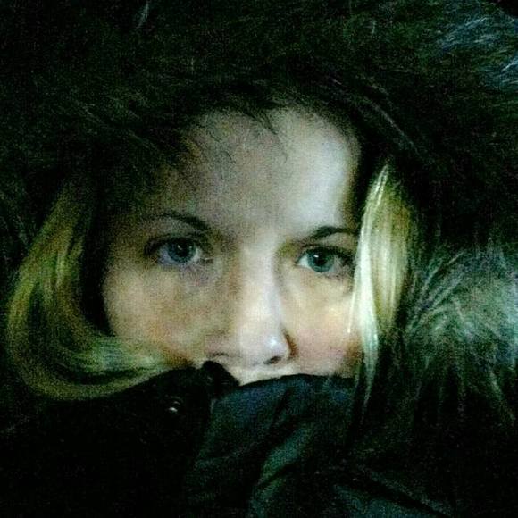 Meet your Posher, Anne - Picture 1 of 1