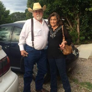 Meet your Posher, Linda