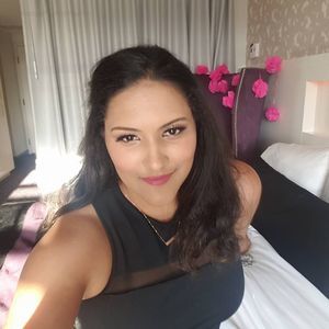 Meet your Posher, Lauren