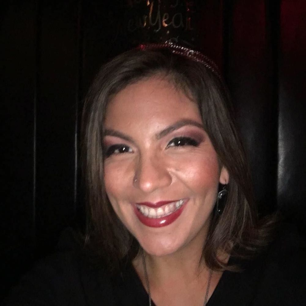 Meet your Posher, Jolie