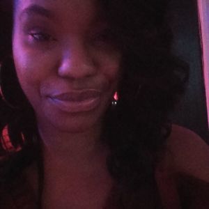 Meet your Posher, Latisha