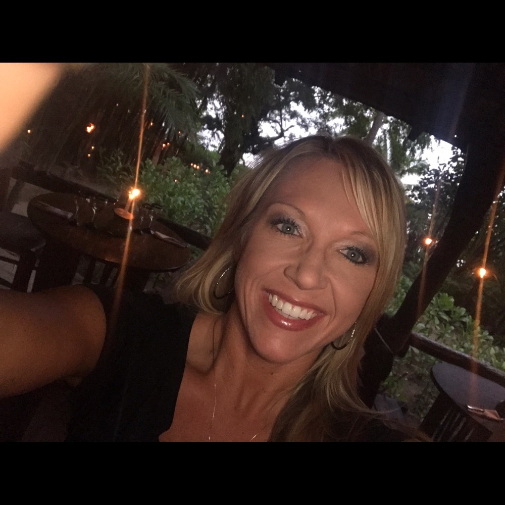 Meet your Posher, Lindsey