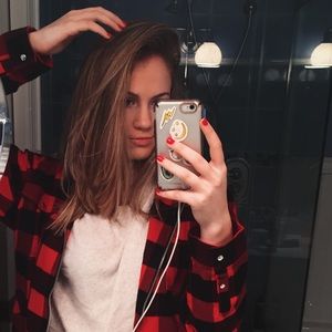 Meet your Posher, Corinne