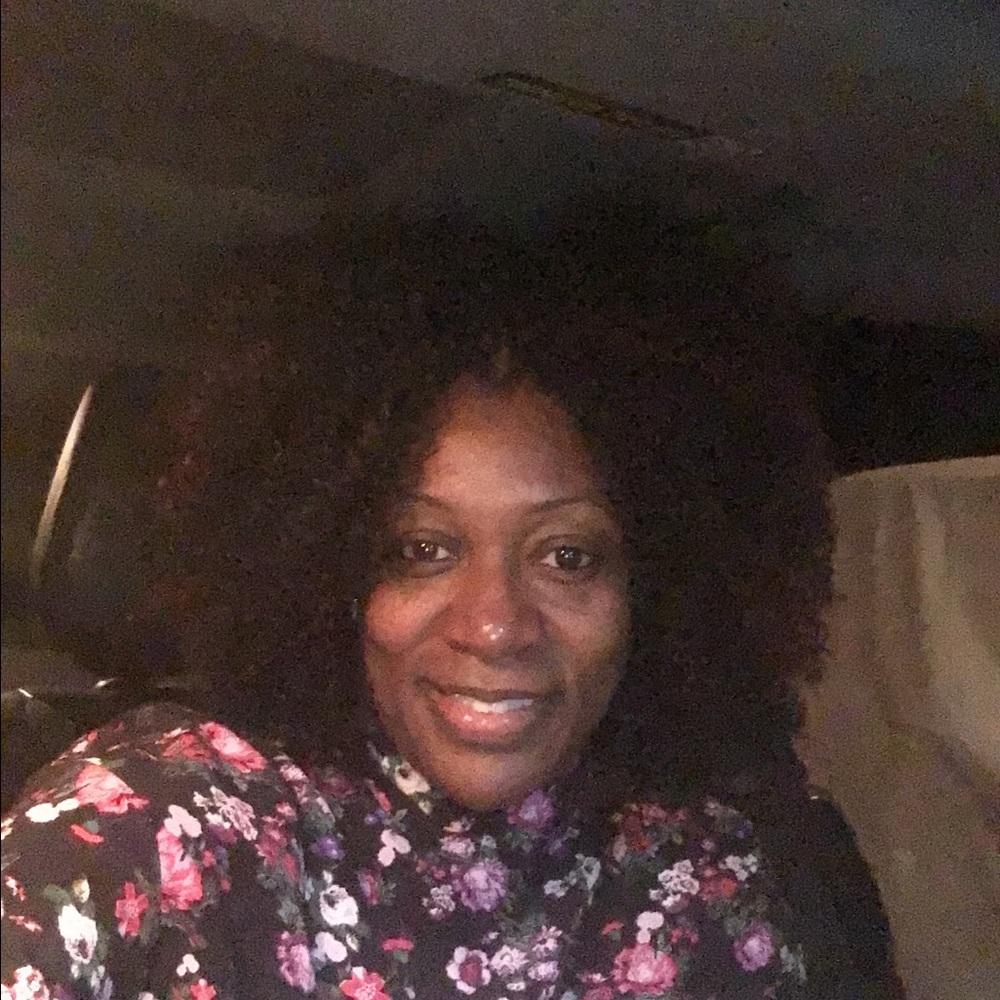 Meet your Posher, Trena