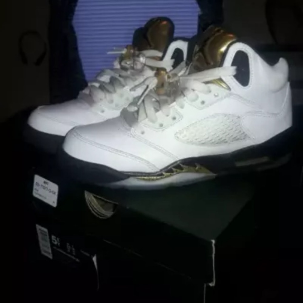 Retro Jordan 5's