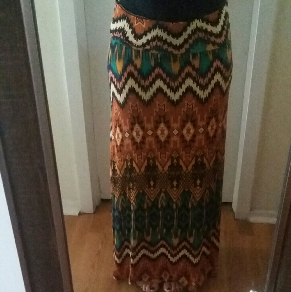 Size M Maxi Skirt