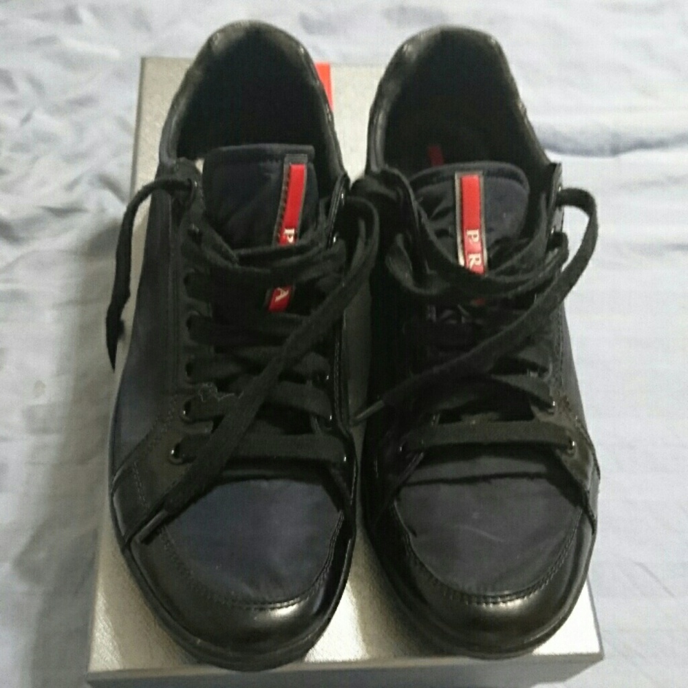 Prada mens shoes size 71/2