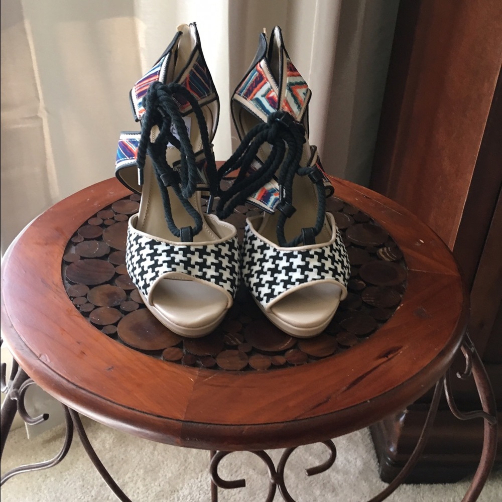 Heel sandals
