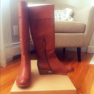 Joie leather Journey boots