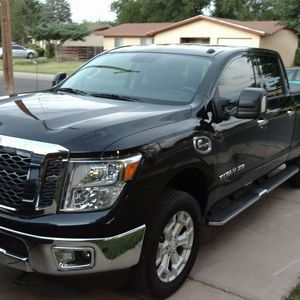 Meet your Posher, Roy