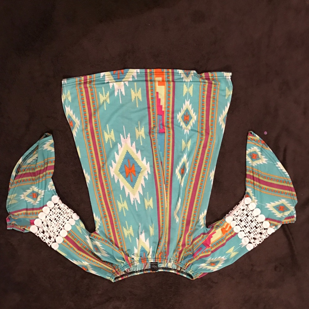 Pinwheel sleeve tunic