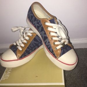 AUTHENTIC MICHAEL KORS SNEAKERS