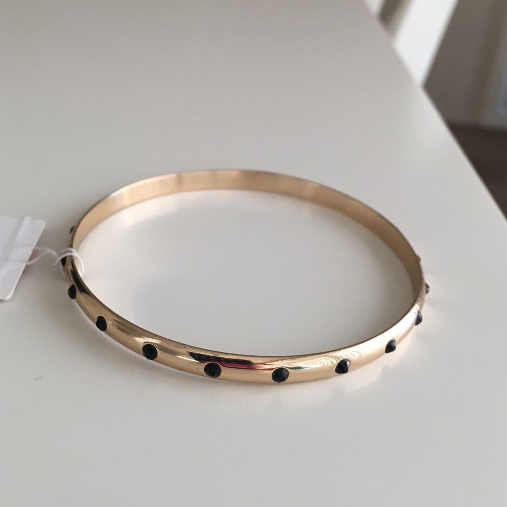 💕Gold Bracelet w Black Stones