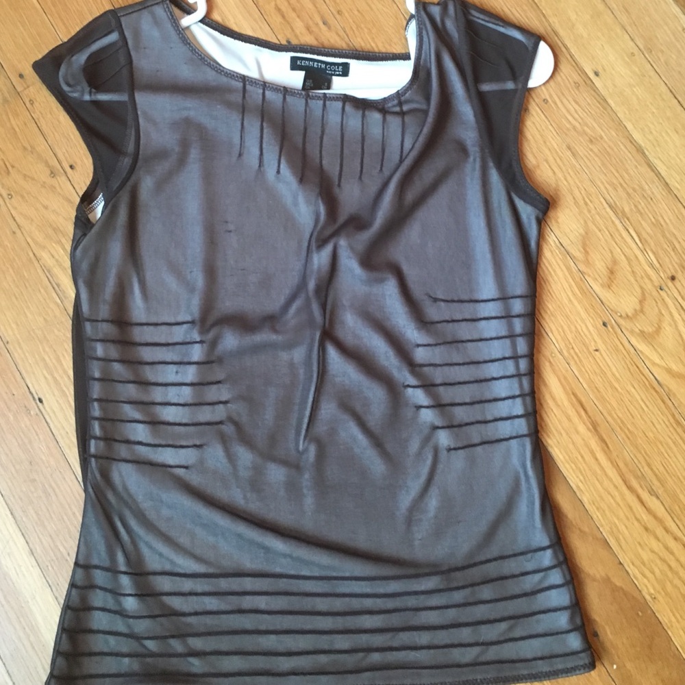 Brown short sleeve top