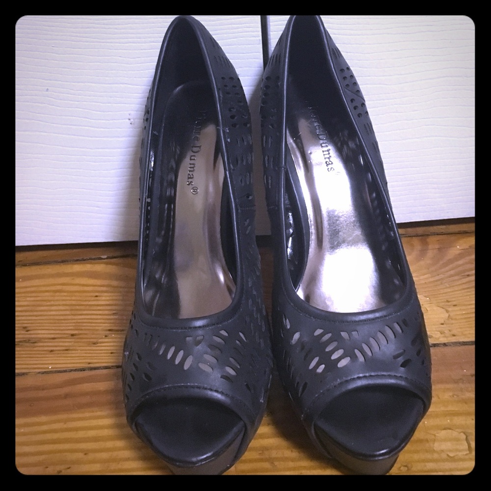 Pierre Dumas black cut out peep toes.