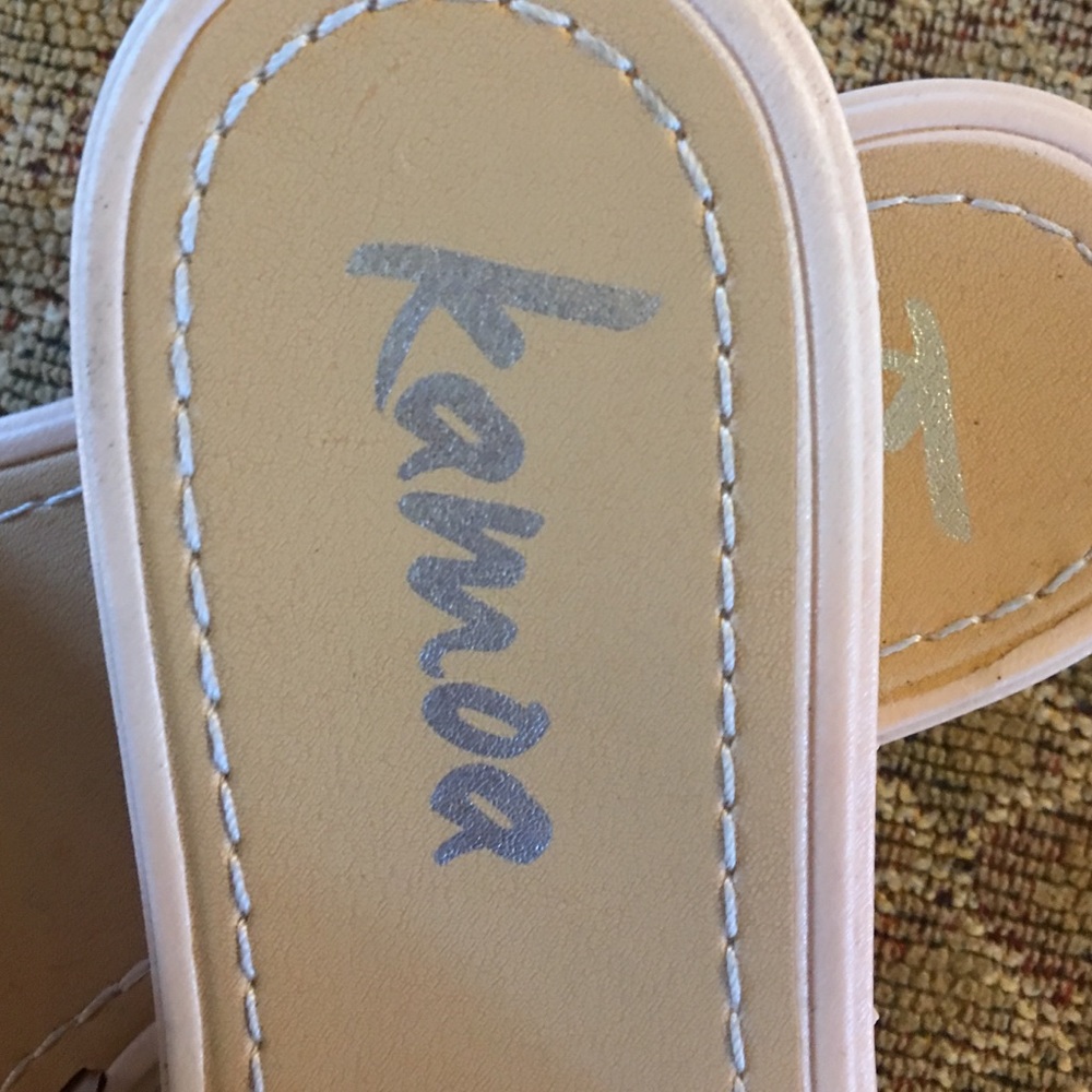 Shoes - Picture 3 of 4