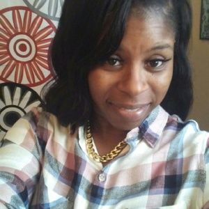 Meet your Posher, Jannette