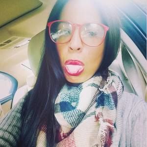 Meet your Posher, Dinah