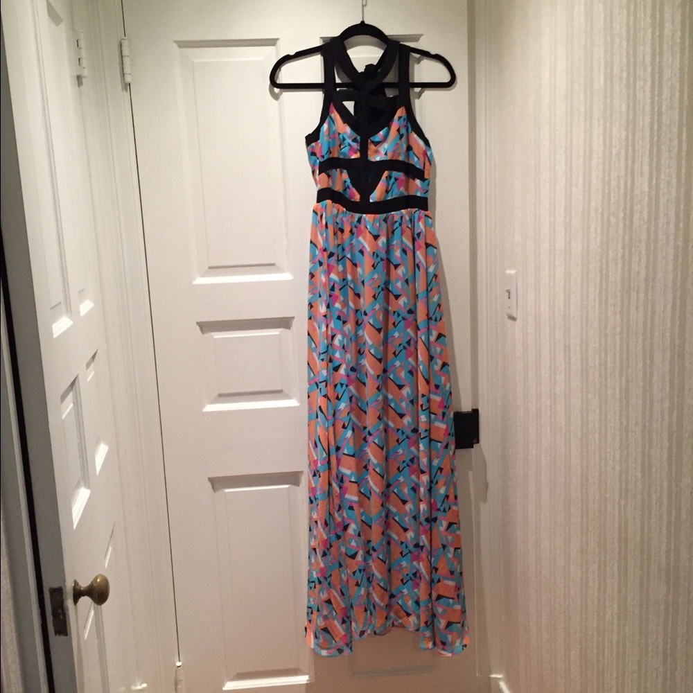 Cutout pattern dress!