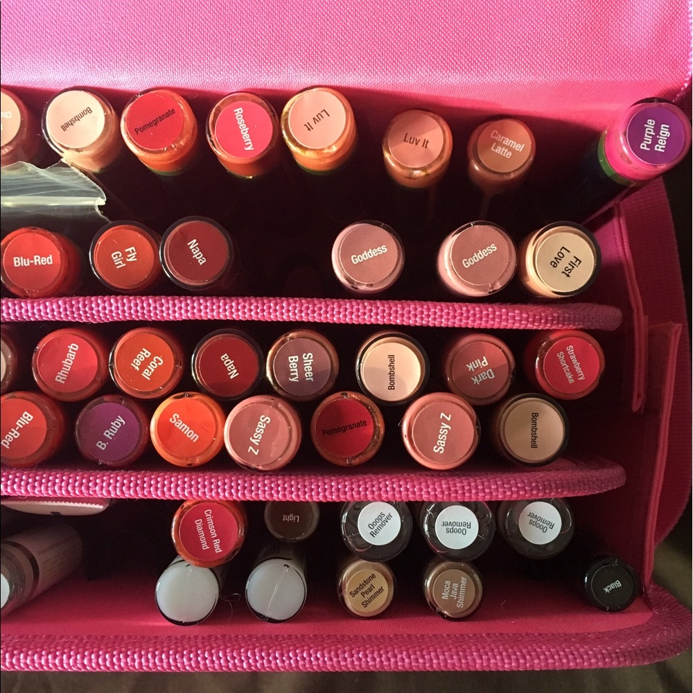 Lipsense colors and gloss