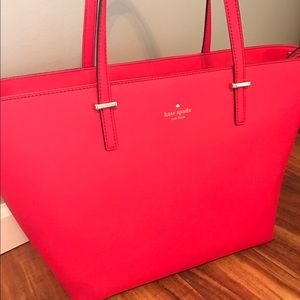 Cedar Street Medium Harmony in Watermelon