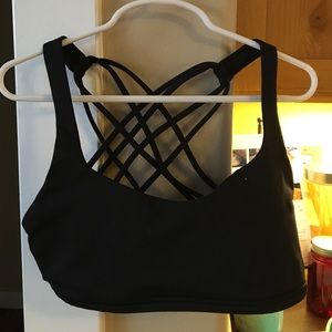 Lululemon free to be wild bra
