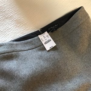 J Crew pencil skirt NEW - beautiful heather gray!