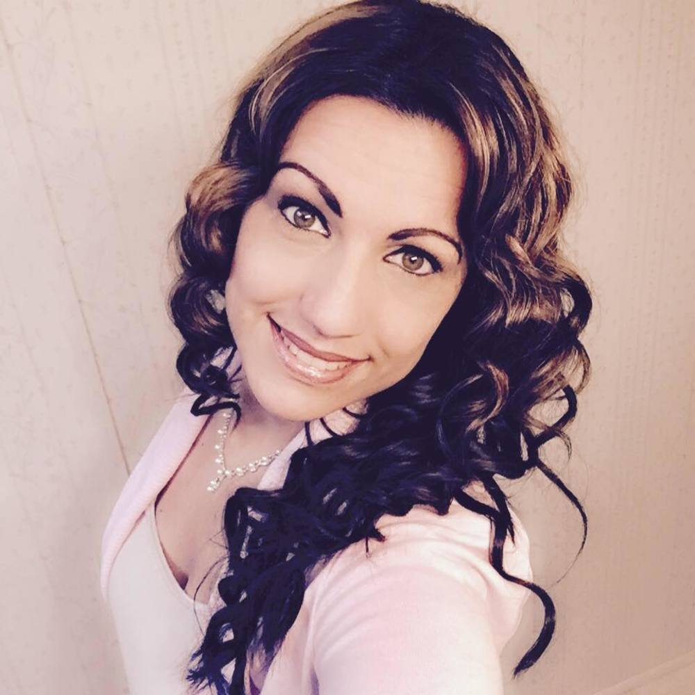 Meet your Posher, Tina
