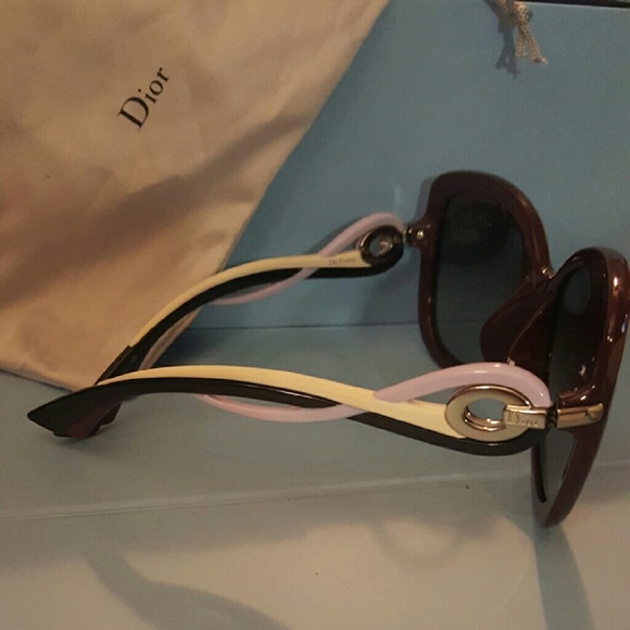 Dior Sunglasses - Picture 2 of 3