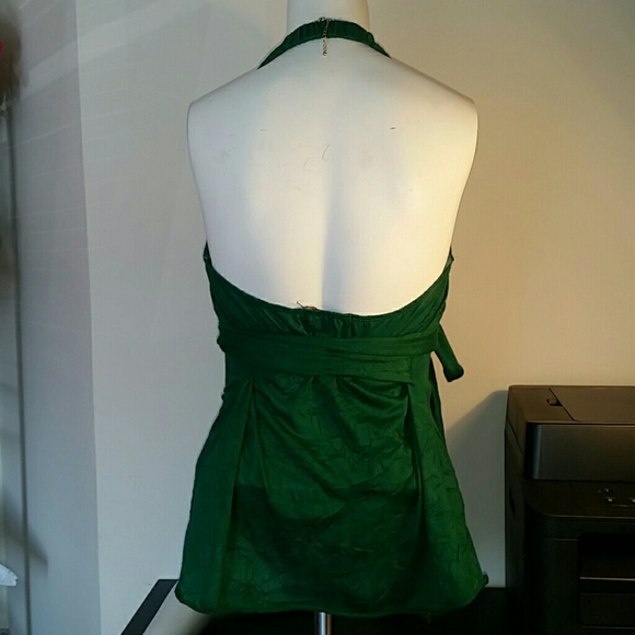 Emerald green low cut /low back halter - Picture 3 of 4