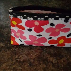 Meet your Posher, Joyce