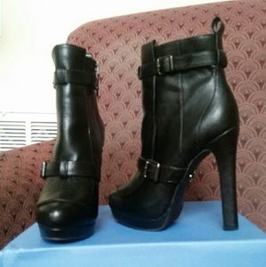Simply Vera Vera Wang Black Boots