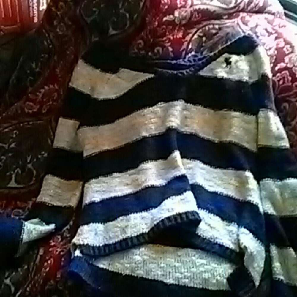 Abercrombie sweater