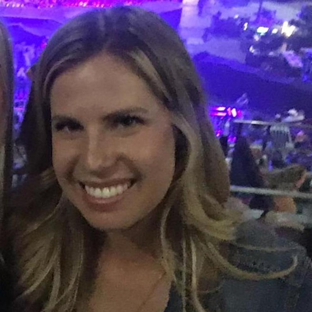 Meet your Posher, Stephanie