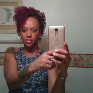 Meet your Posher, Shawna