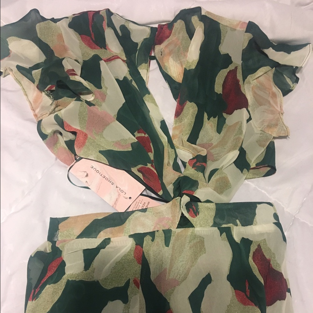 Double split open back and side dress ‼️🎉