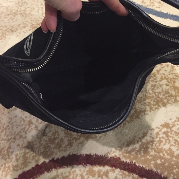 Liz Claiborne Suede hobo bag - Picture 3 of 3