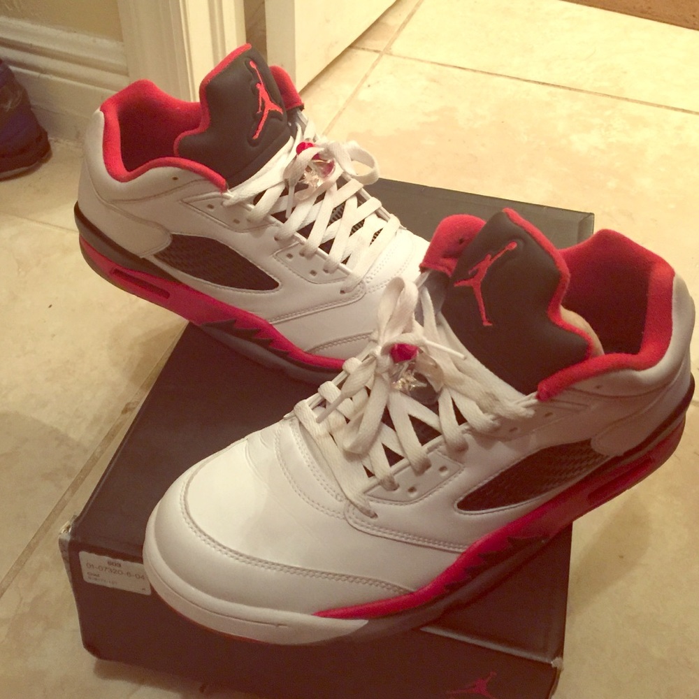 Jordan Retro Low 5 "Fire"