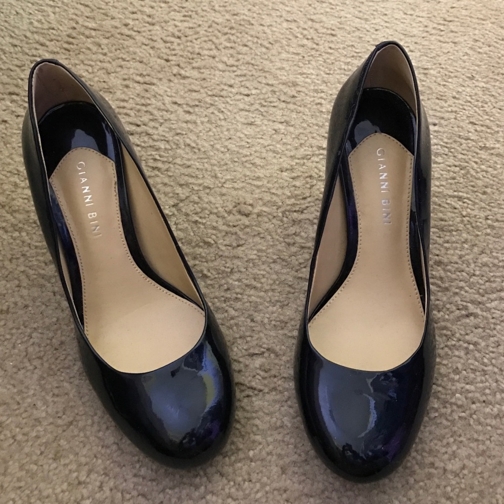 Gianni Bini Navy Blue Pumps
