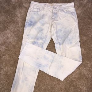 Acid wash soft jeans