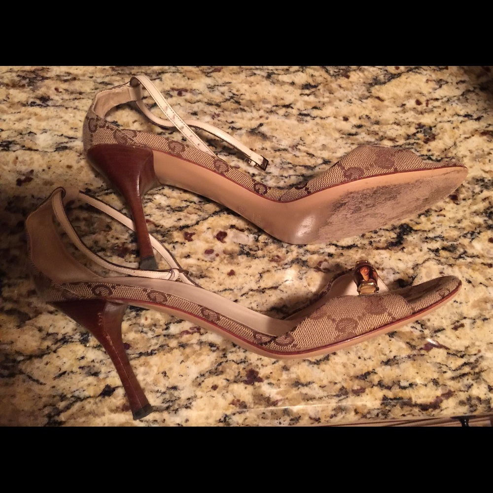 Additional pics for Toya . Gucci Bamboo