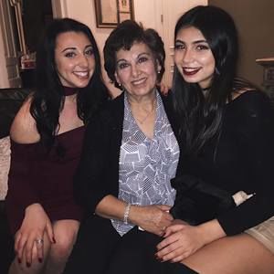 Meet your Posher, Daniela