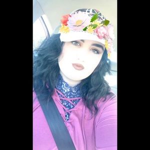 Meet your Posher, Tiffany